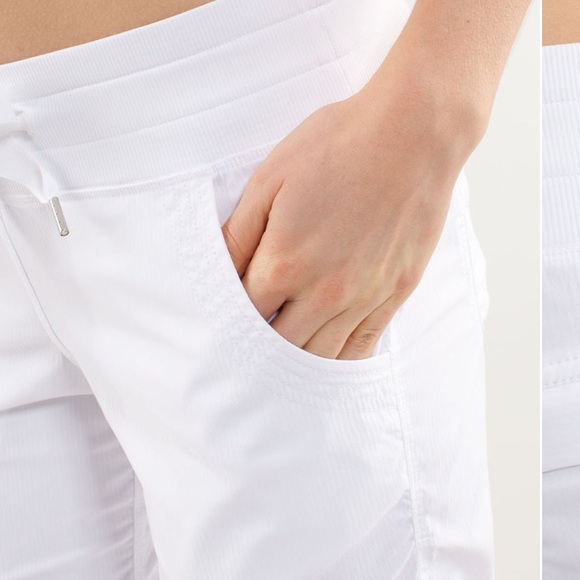 🌸Spring Sale 50% Off🌸 Lululemon Yoga Camp Crop - Picture 2 of 15